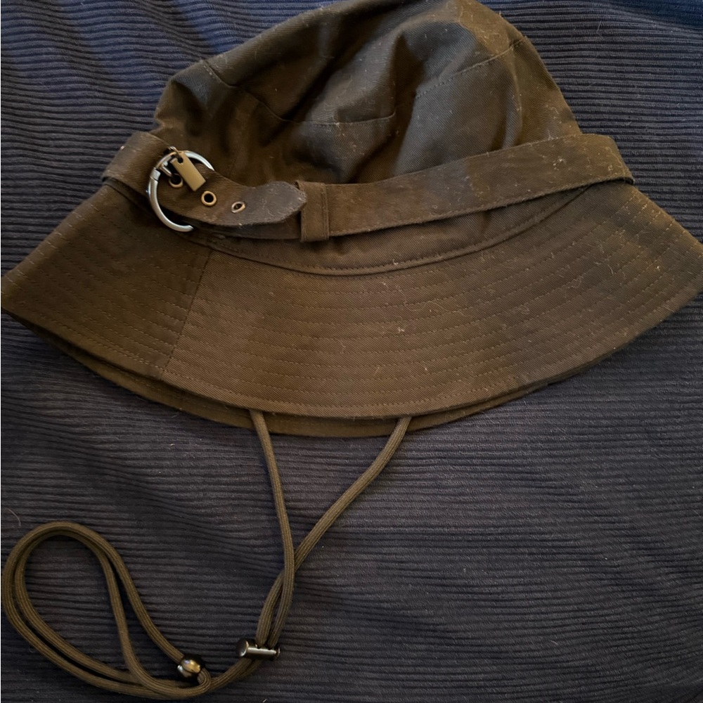 Steve Madden Black Bucket Hat